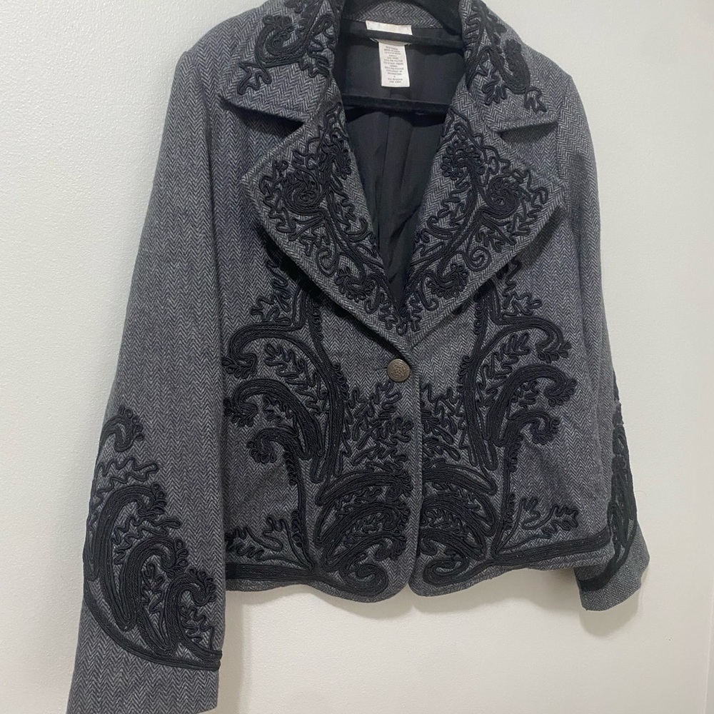 Soft Surroundings Eaton Manor Herringbone Embroidered Wide Collar Blazer - Picture 3 of 7